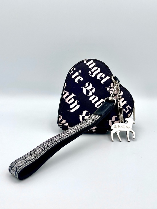 Lesportsac Handbags - Vintage Y2K Gwen Stefani L.A.M.B. x LeSportsac Heart Wristlet Purse